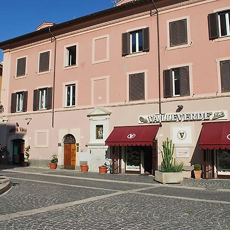 B&B Piazza Fratti Civitavecchia Exterior photo