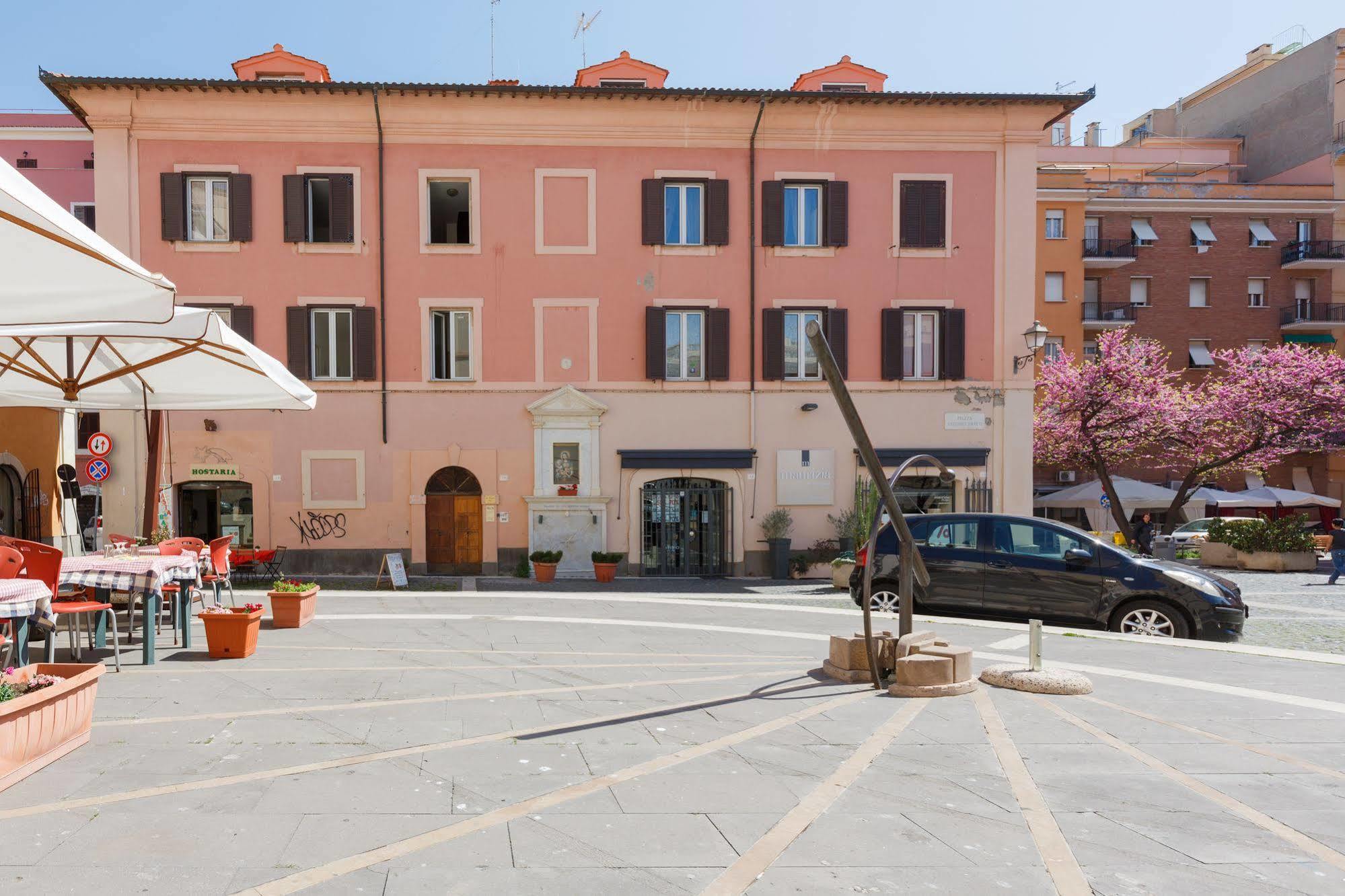 B&B Piazza Fratti Civitavecchia Exterior photo